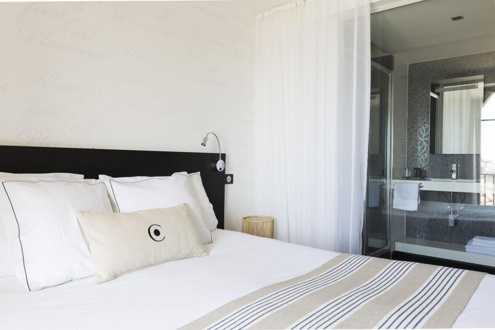 Premium Double Room with Sea View,1215289705:JPEG
